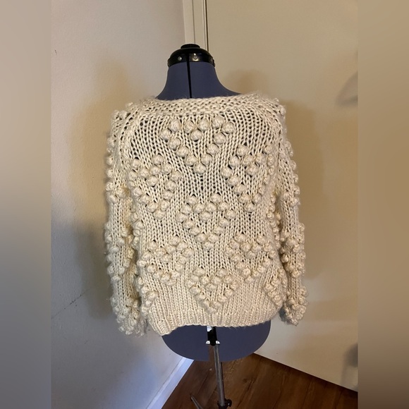 Chicwish Womens soft heart shaped balls Thick open Cardigan Sweater ivory cream - Picture 14 of 16